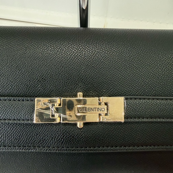 Valentino by Mario black clutch/crossbody - Picture 3 of 3